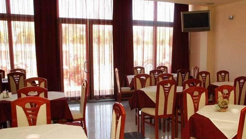 Hotel&Spamontenegro Rivijera Veles Restoran gambar